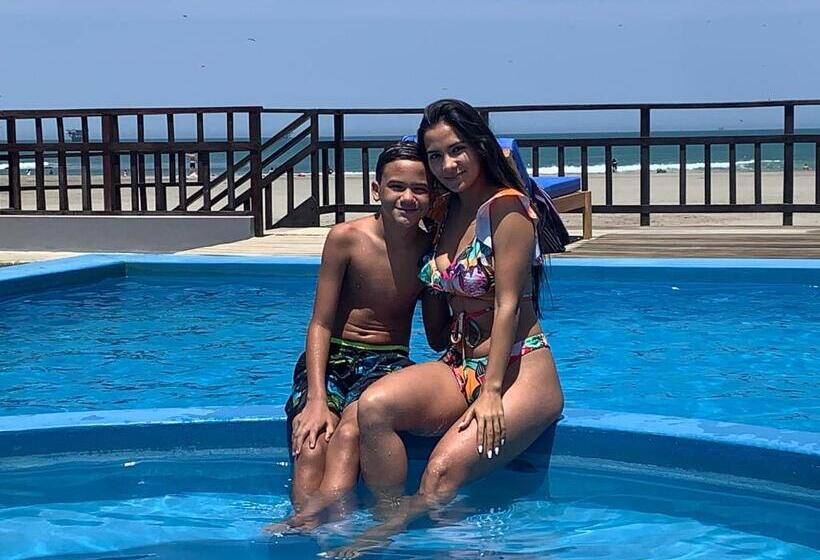 Отель Aloha Lobitos