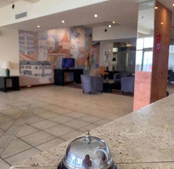 فندق Atlántico Suites