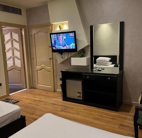 Отель Cairo Plaza Guest House
