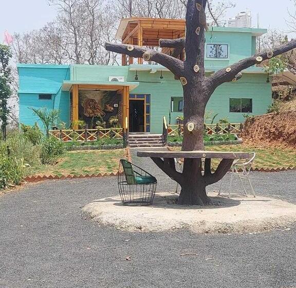 فندق Capital O Jungle Resort And Restaurant