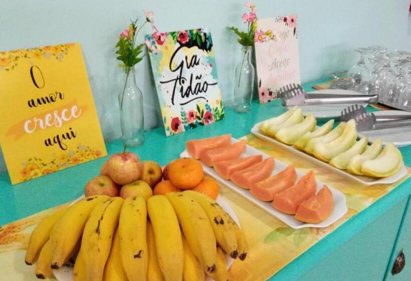 Отель Casa Da Paz Hostel & Suítes