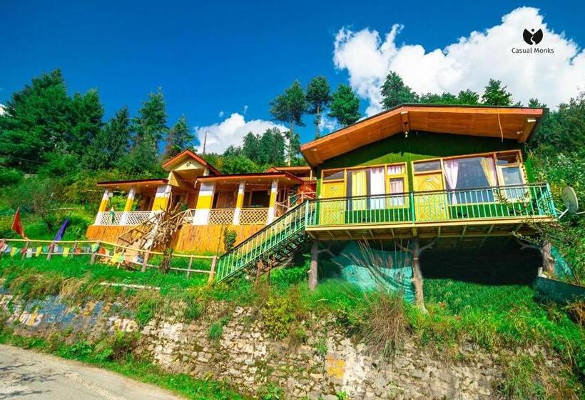 هتل Casual Monks