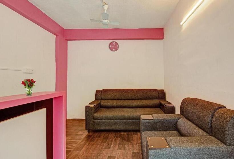 Отель Collection O 93368 Sea Moon Stays Kovalam