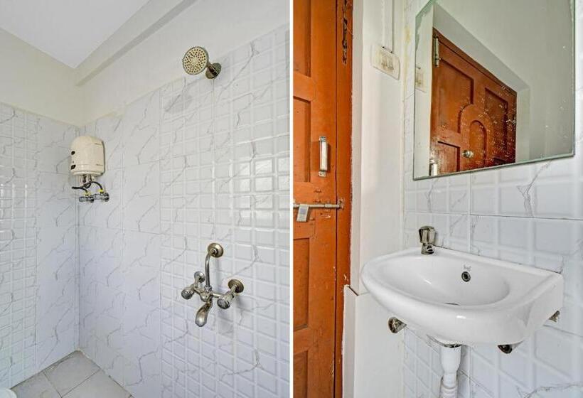 호텔 Collection O Blue House Resort