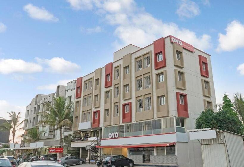 فندق Collection O Morya Hospitality