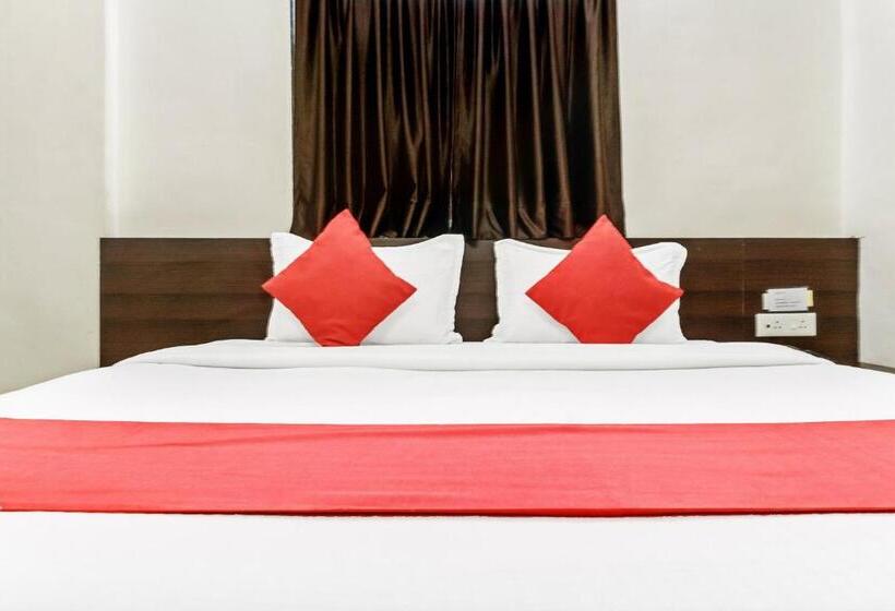 فندق Collection O Morya Hospitality