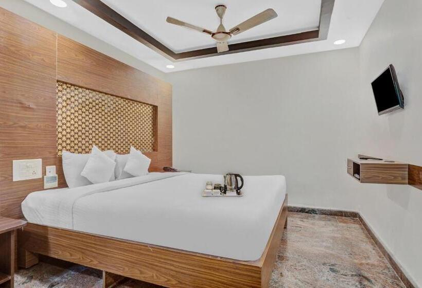 호텔 Collection O Palace Inn