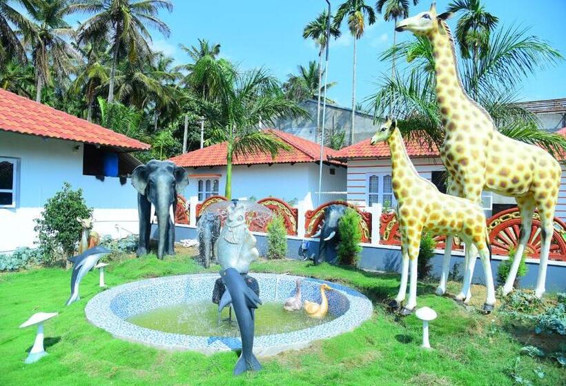 Отель Coorg Maharaja Resort And Spa