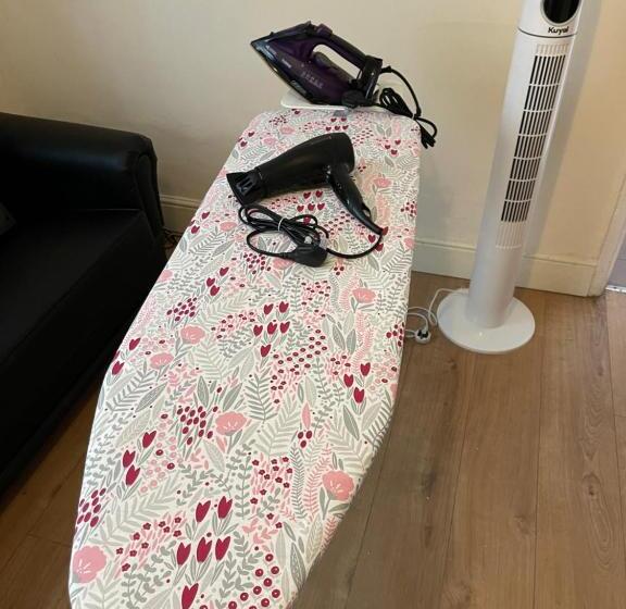 Капсульный Oтель Blackberry Rooms Self Catering