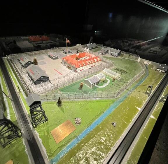 호텔 Falstadsenteret   Museum, Minnested Og Senter For Menneskerettigheter