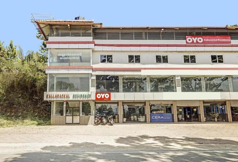 ホテル Kalapurackal Residency