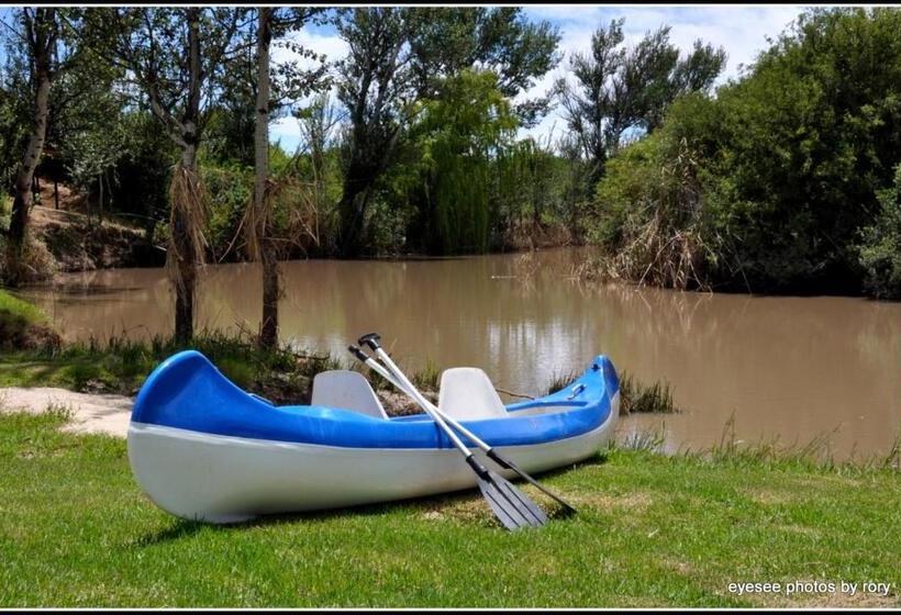 فندق Goshen Guest Farm