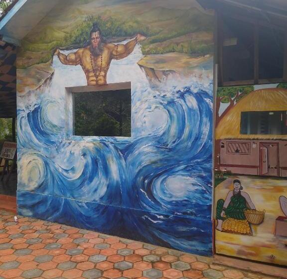 Отель Gundappa Cafe Gokarna Kudle Beach