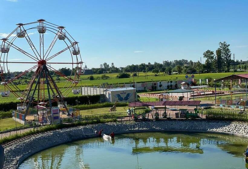 Hotel H2o Fun Resort