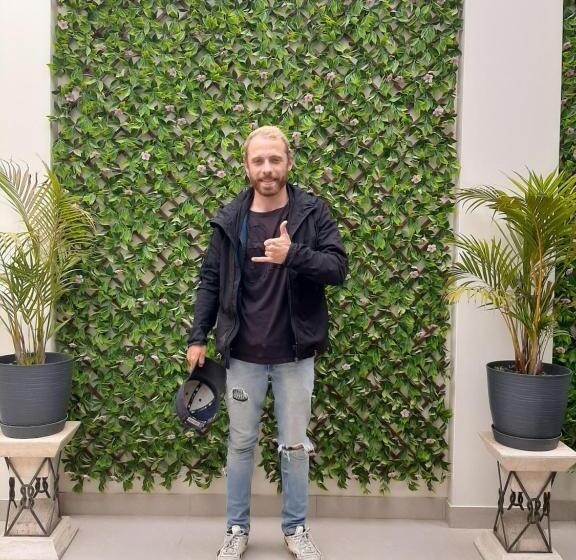 هتل Hospedaje Costa Malabrigo