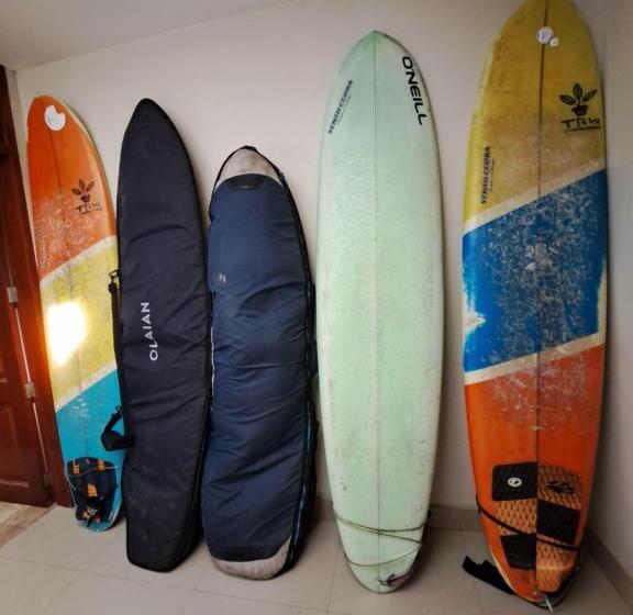 هتل Hospedaje Costa Malabrigo