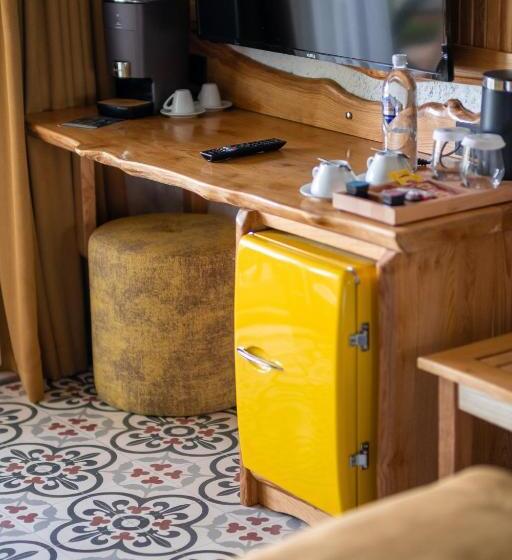 Отель İda Colors