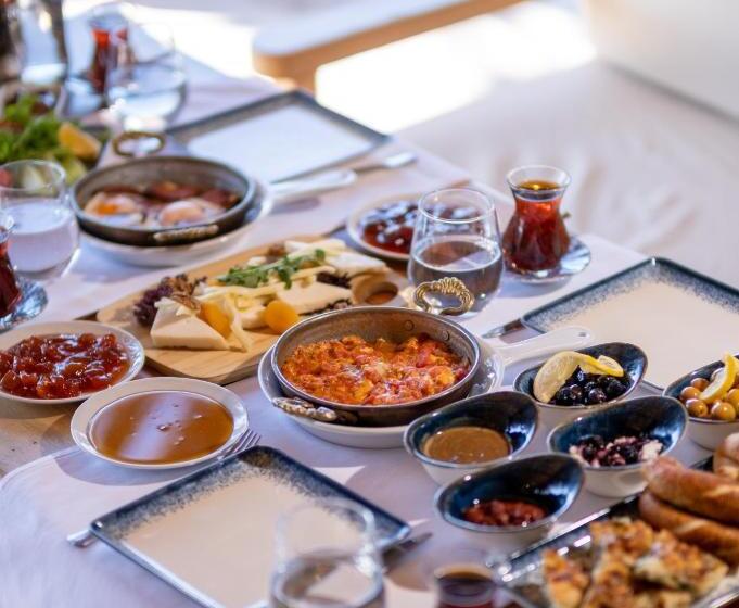 Отель İda Colors