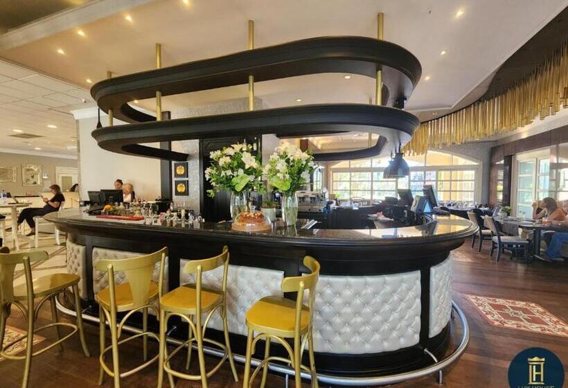 فندق Il Campanario Villaggio Resort