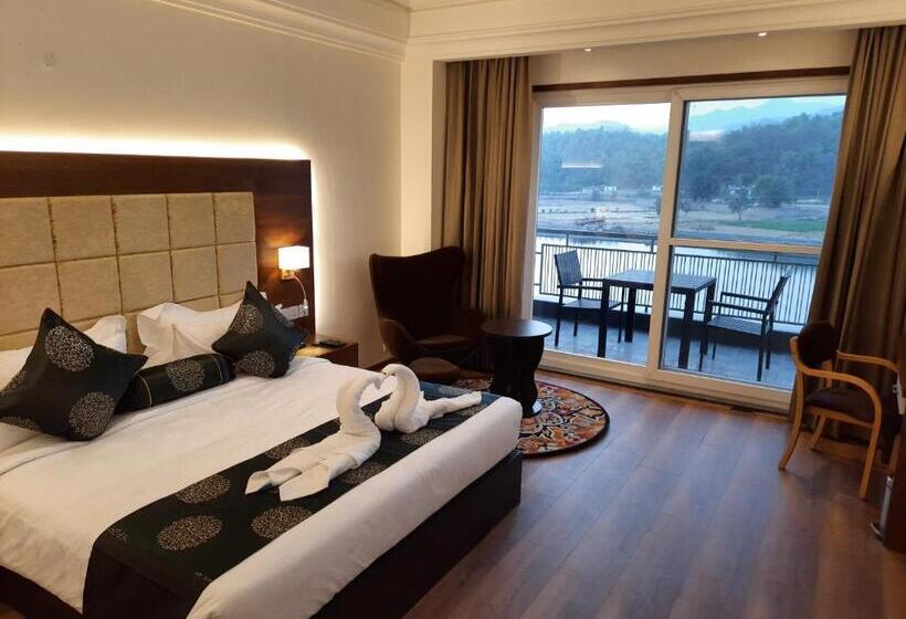 Отель Jay Clarks Exotica