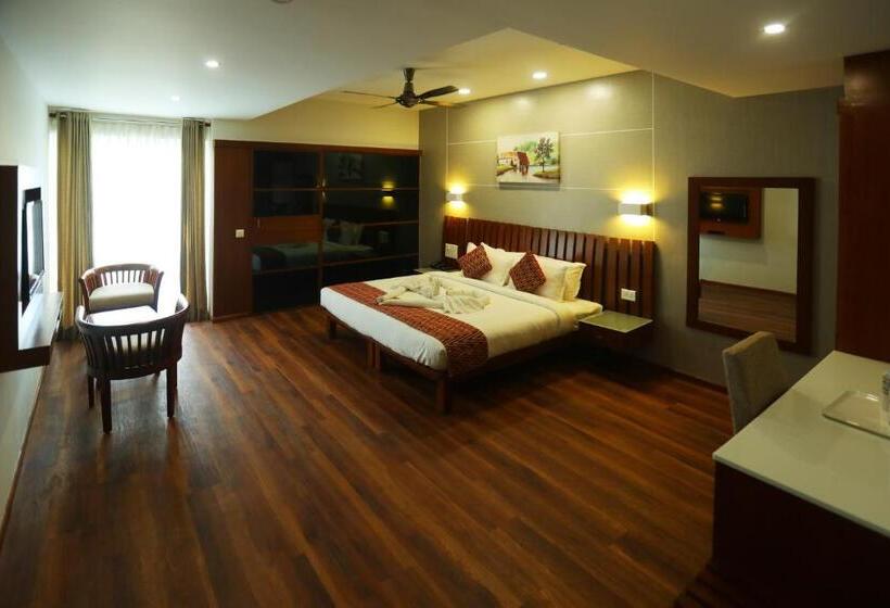 Отель Kabani Regency