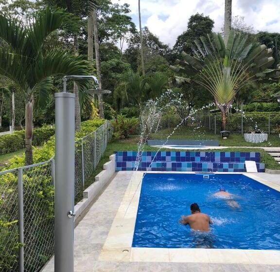 בית מלון כפרי La Santísima   La Mesa Eco Finca