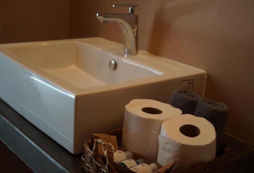 Отель Lya Beach House