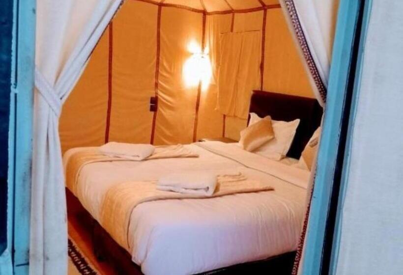 هتل Erg Chebbi Luxury Camp