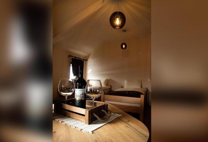 هتل N Bjeshke Te Guri I Zi