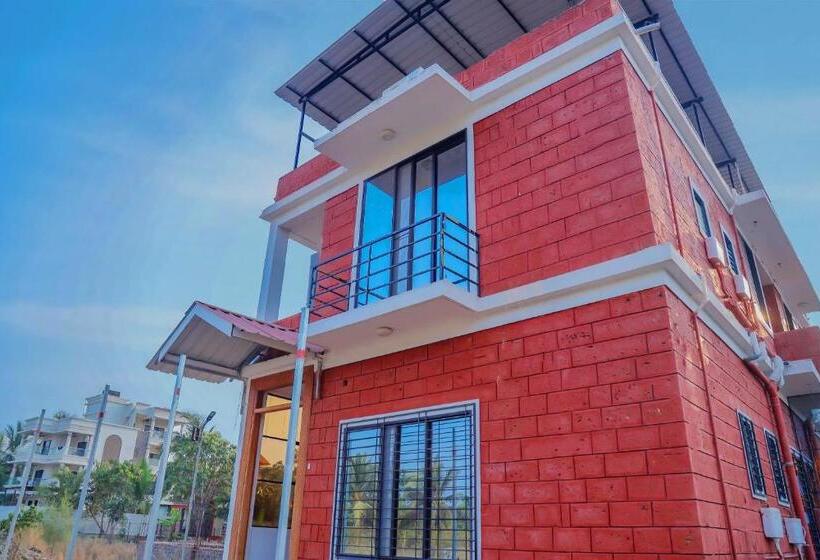 בית מלון כפרי Oyo Flagship 84379 York Inn