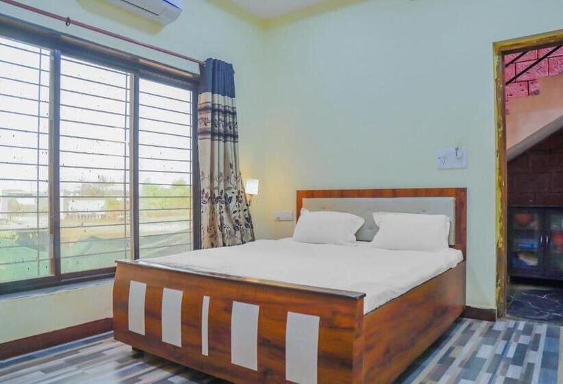 בית מלון כפרי Oyo Flagship 84379 York Inn