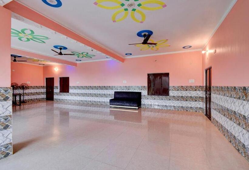 فندق Oyo Flagship Karan Leisure Stay Home