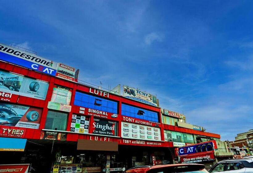 בית מלון כפרי Oyo Flagship The Castle