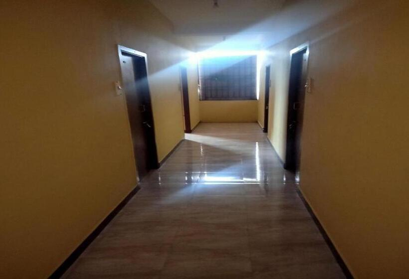 酒店 Oyo Sathya Residency