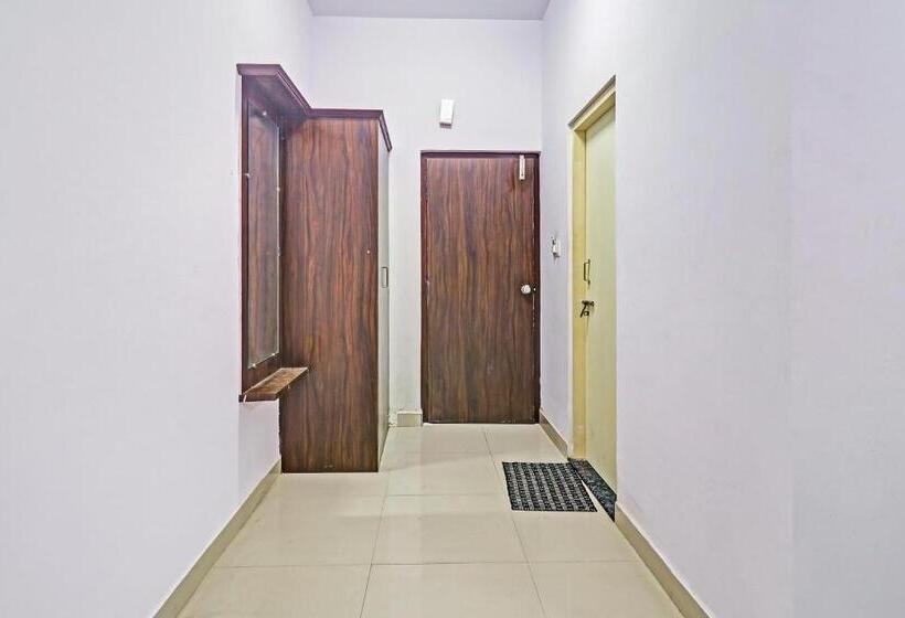 فندق Oyo Vr Residency