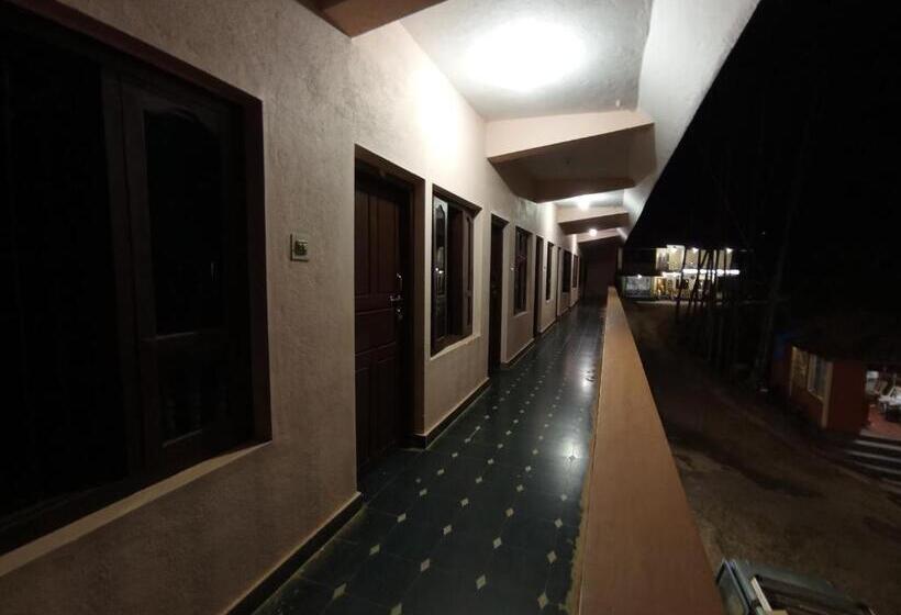 בית מלון כפרי Padmambika Lodge