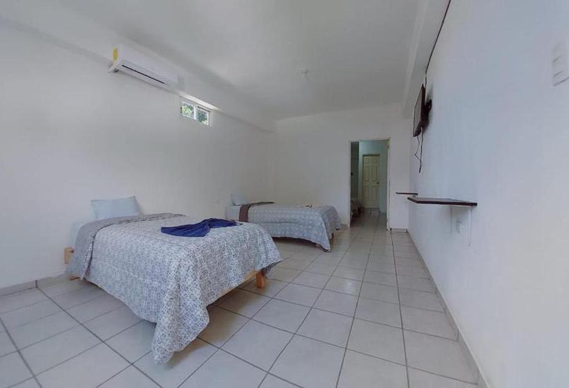 فندق Puerto Real Suites   Paraiso