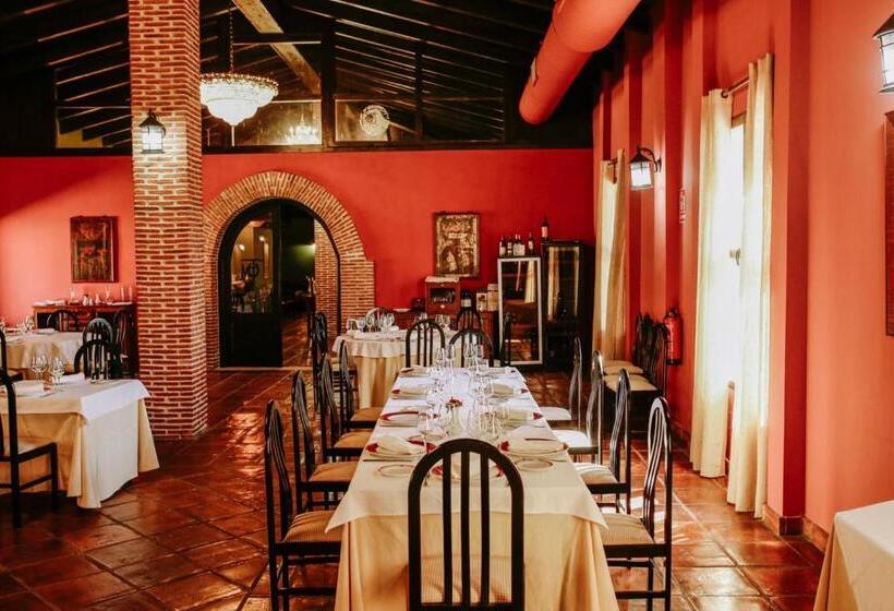 فندق Resort Hípico El Hinojal