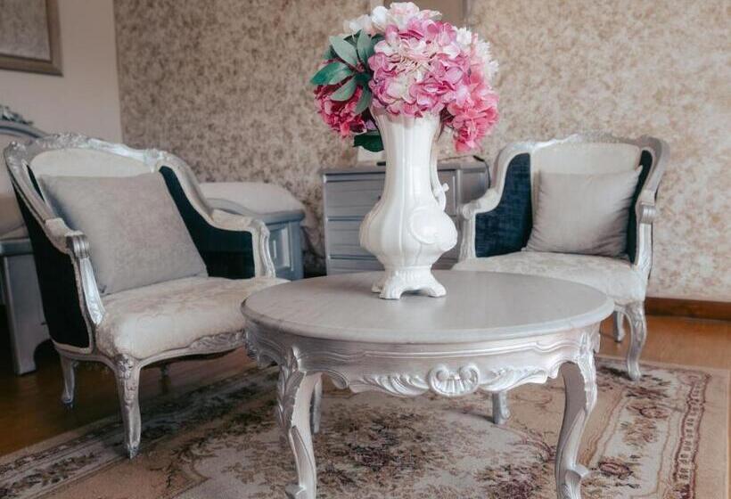 בית מלון כפרי Salamina Highs