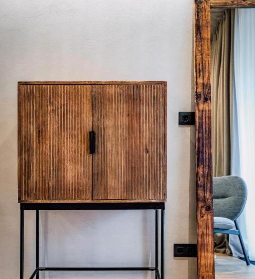 בית מלון כפרי Shelest