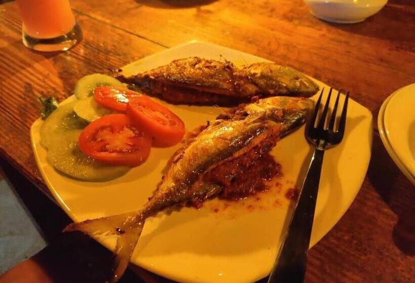 Отель Silent Waves