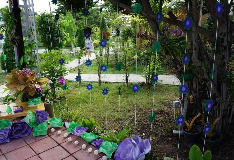 酒店 Sripiamsuk Resort Bangkok