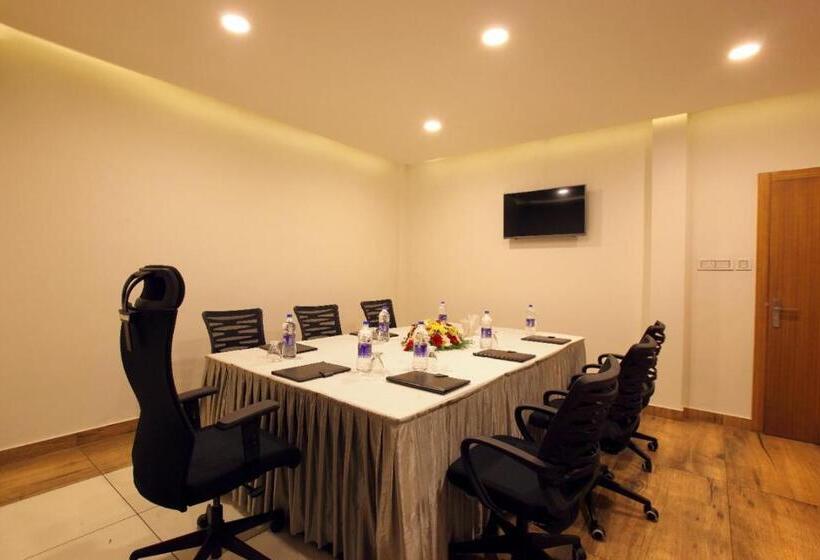 ホテル Tee Cee Restaurant