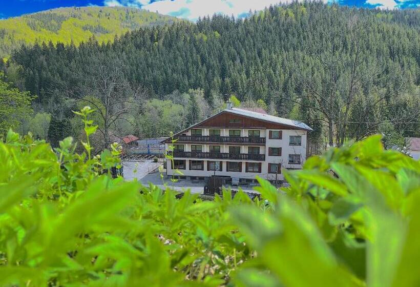 فندق U Studánky