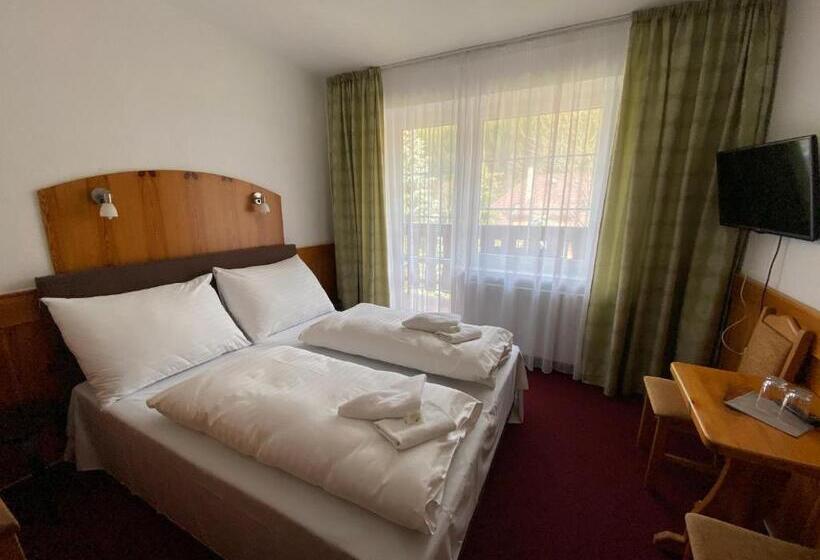 فندق U Studánky