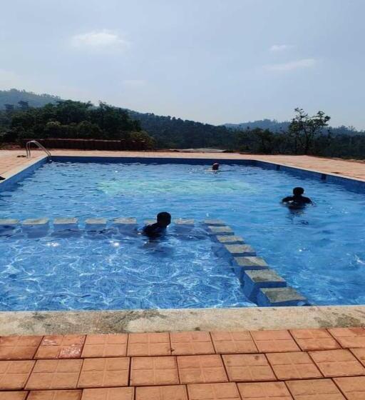Kadumane Hills Pure Veg Resort