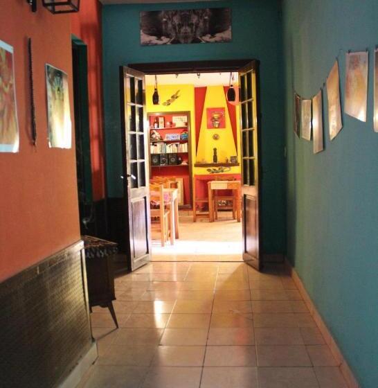 Malecon En Calle Techada Hostel