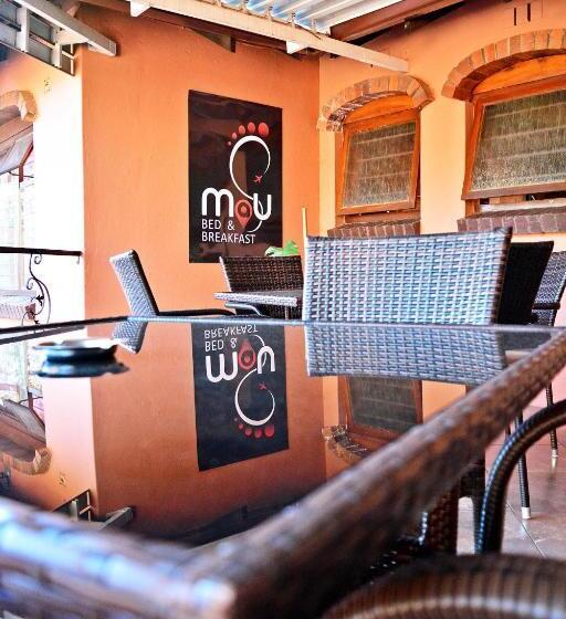 Mau Bed And Breakfast