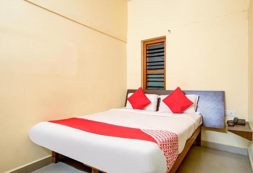 Oyo Flagship 77109 Hotel B Squre Villa