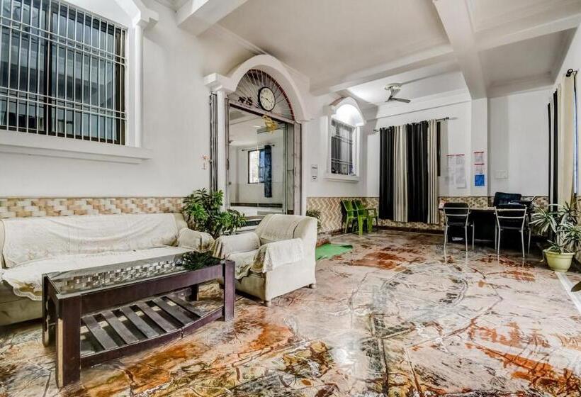 Oyo Flagship Hotel Capital Hill